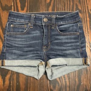 AMERICAN EAGLE DEMIN JEAN SHORTS 00